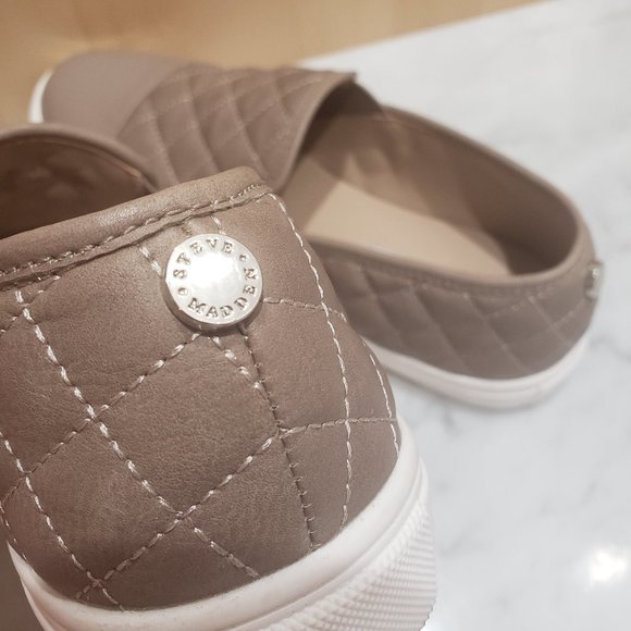 STEVE MADDEN Quilted Slip On Loafer - Picture 5 of 6